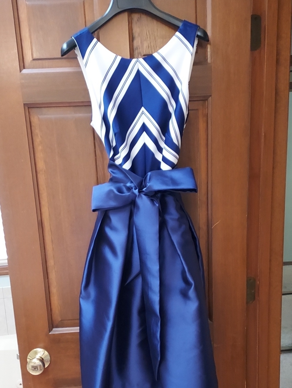 Betsy and Adam Navy and White Womens Satin Party Dress with Bow Sash Size 4